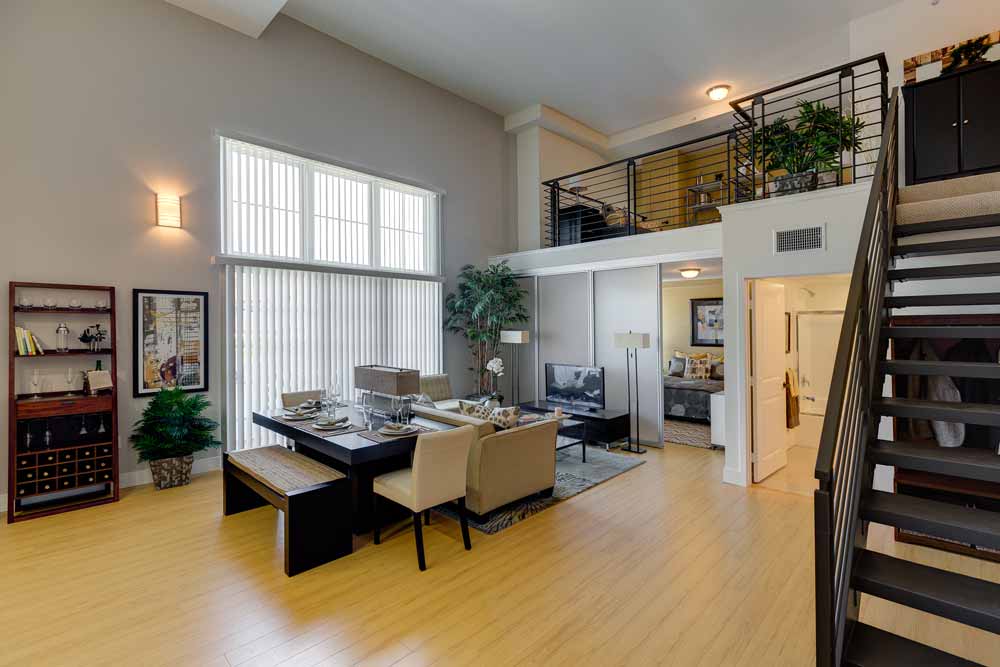 Picture of example furnished common area living room and kitchen